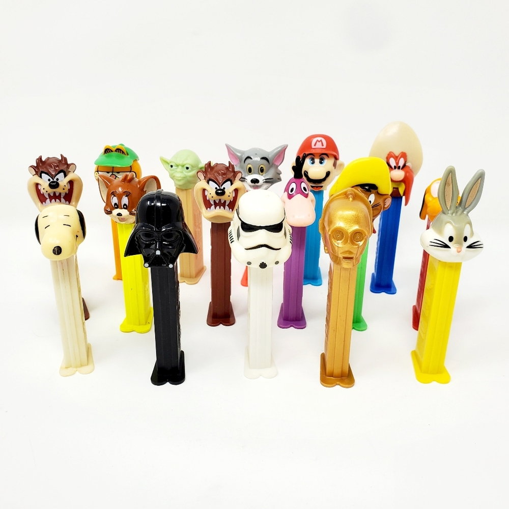 16 Vintage PEZ Dispensers 90s - Star Wars - Looney Tunes -